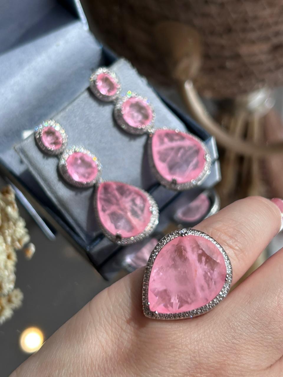 Conjunto Brinco e Anel Gotas Rosa Claro