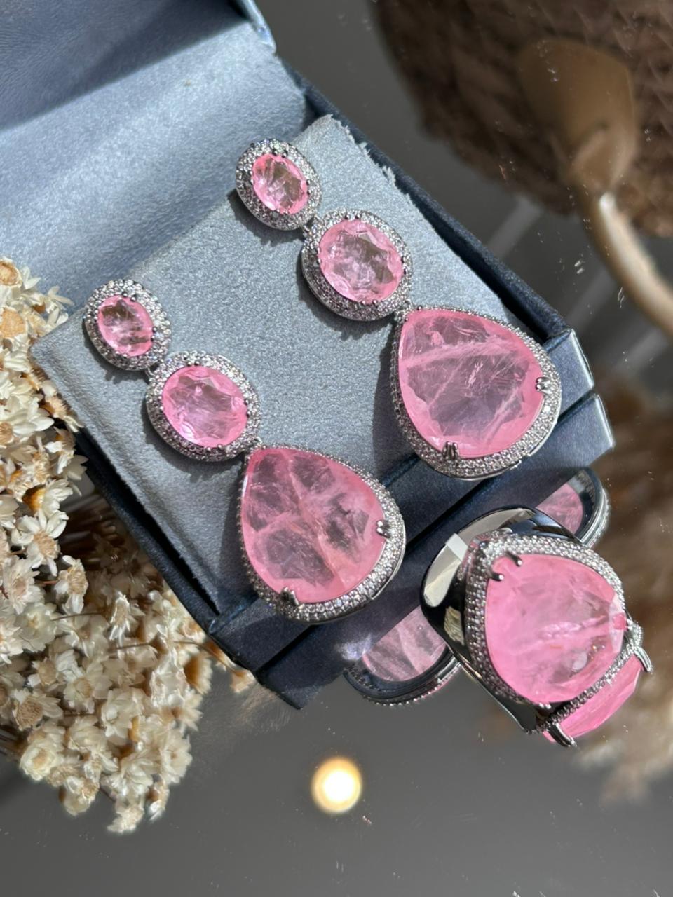 Conjunto Brinco e Anel Gotas Rosa Claro