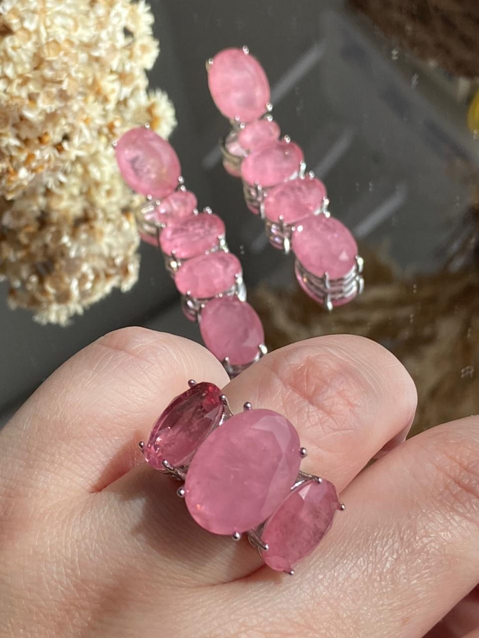 Conjunto Brinco e Anel Pedras Ovais Rosa Claro