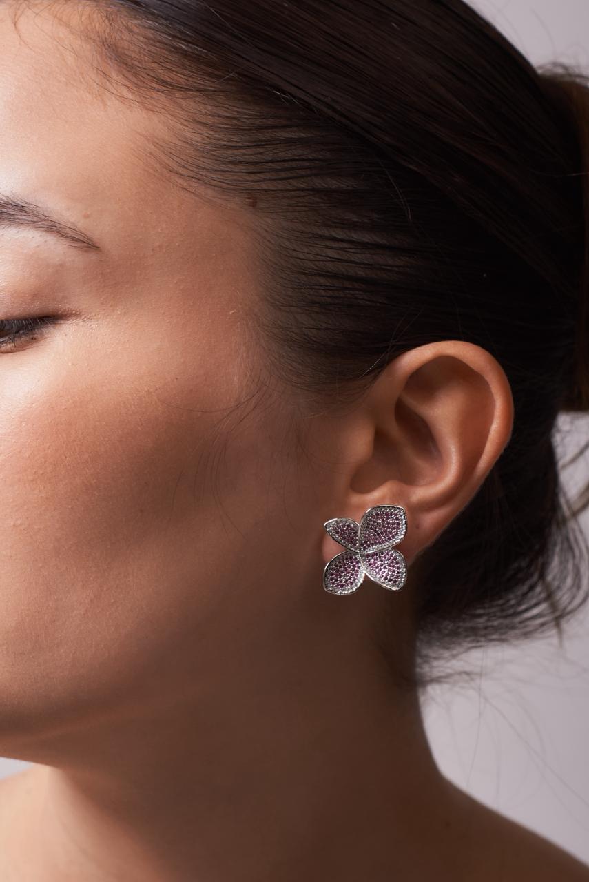 Brinco Lírio Safira Rosa