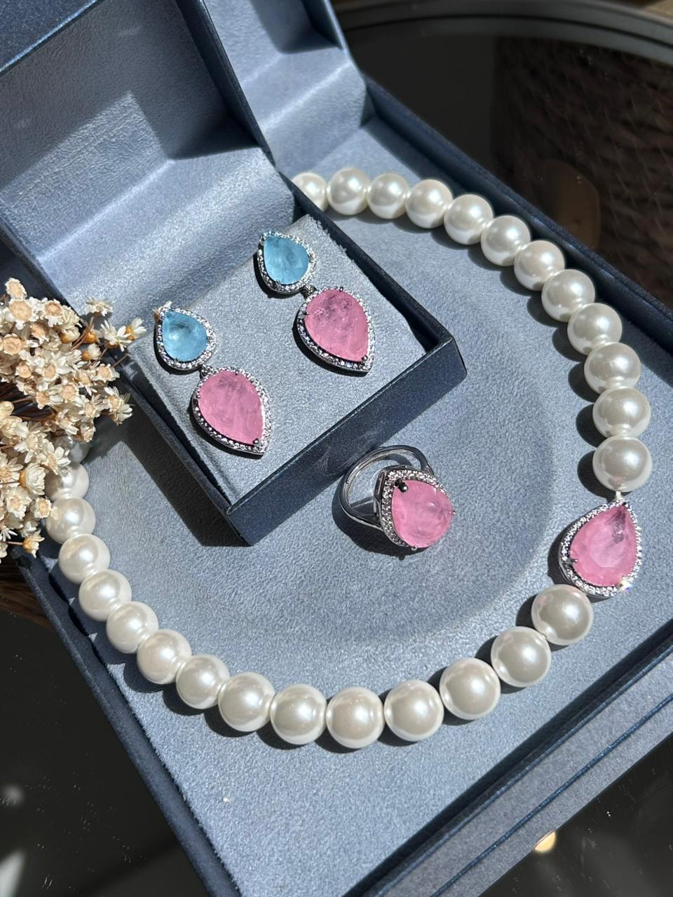 Brinco Duas Gotas Azul e Rosa