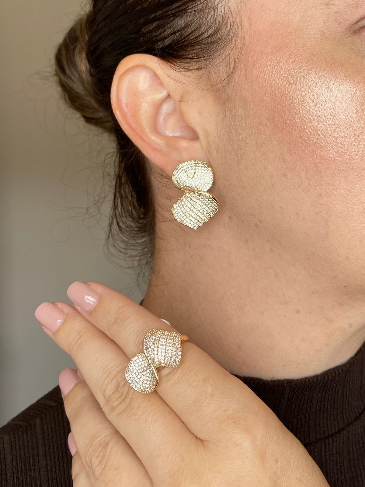 Conjunto Brinco e Anel Torcido