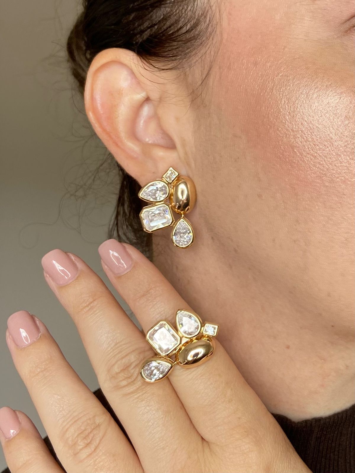 Conjunto Brinco e Anel Shapes Dourado