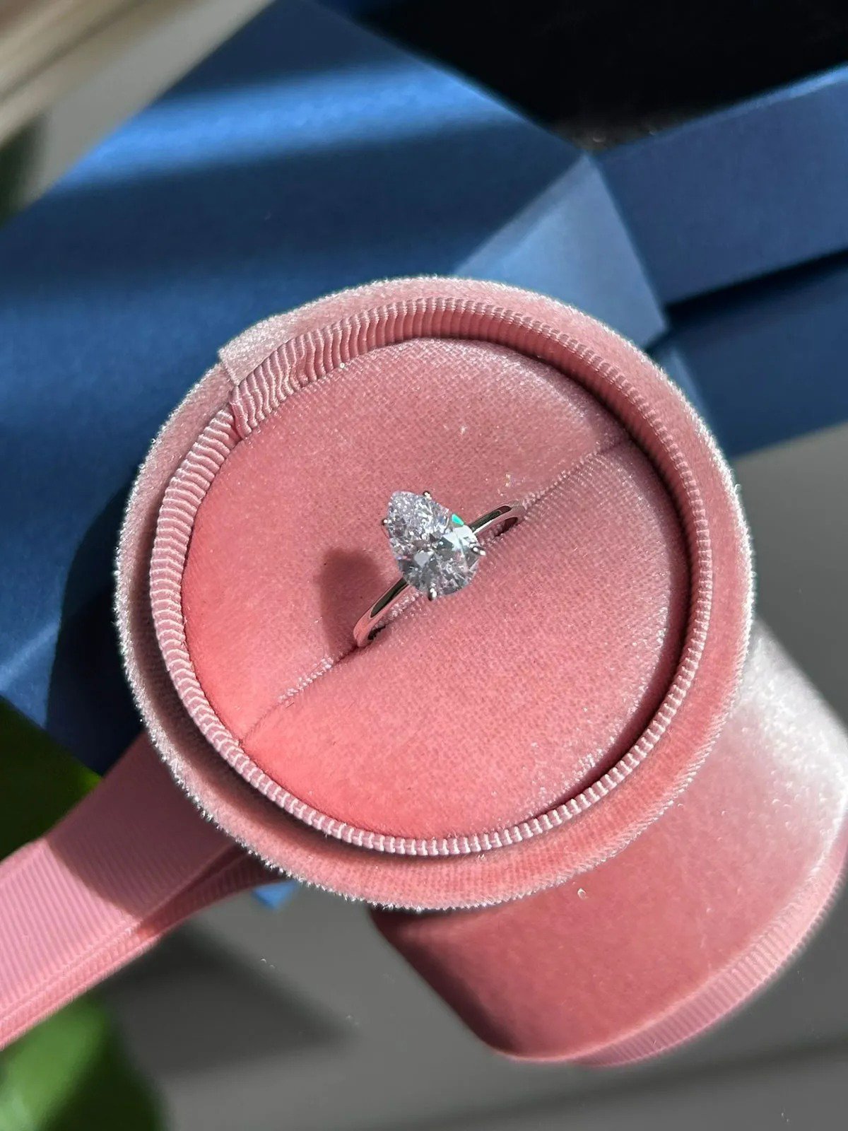 Anel Solitário Gota Prata 925