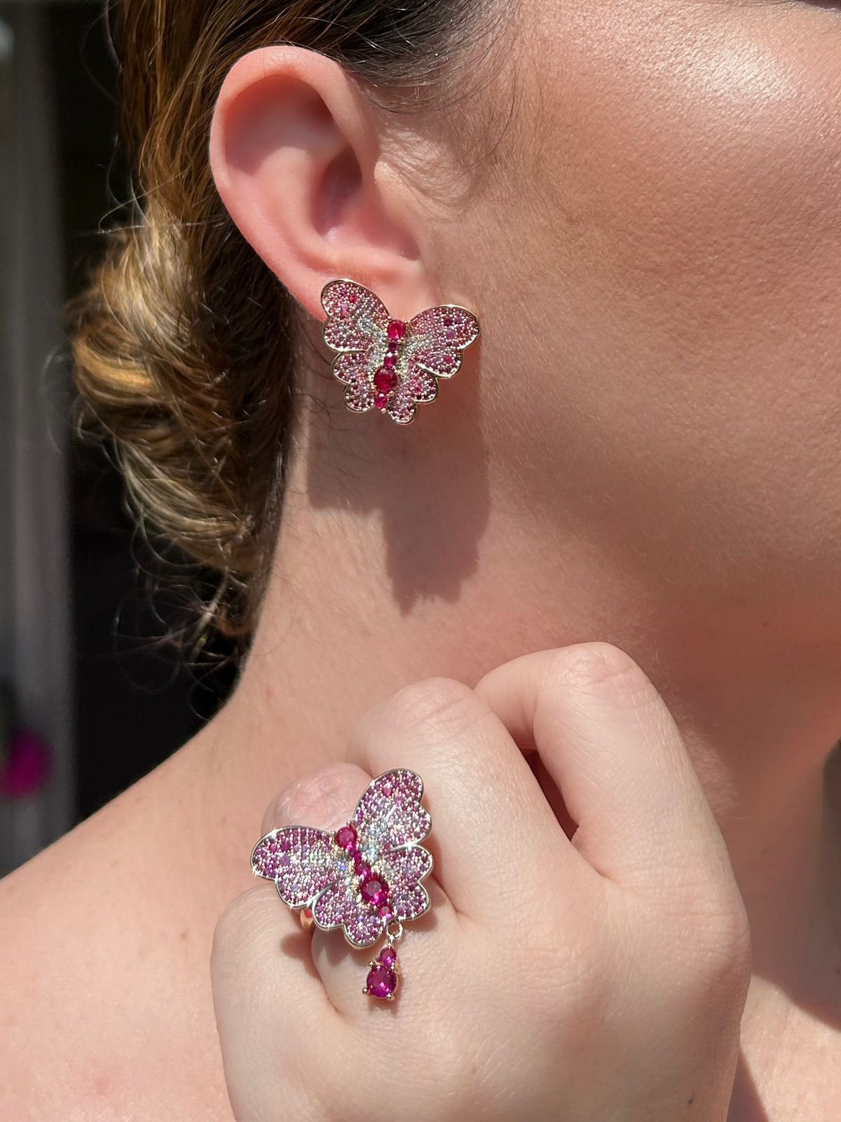 Conjunto Brinco e Anel Borboleta Safira Rosa/Pink