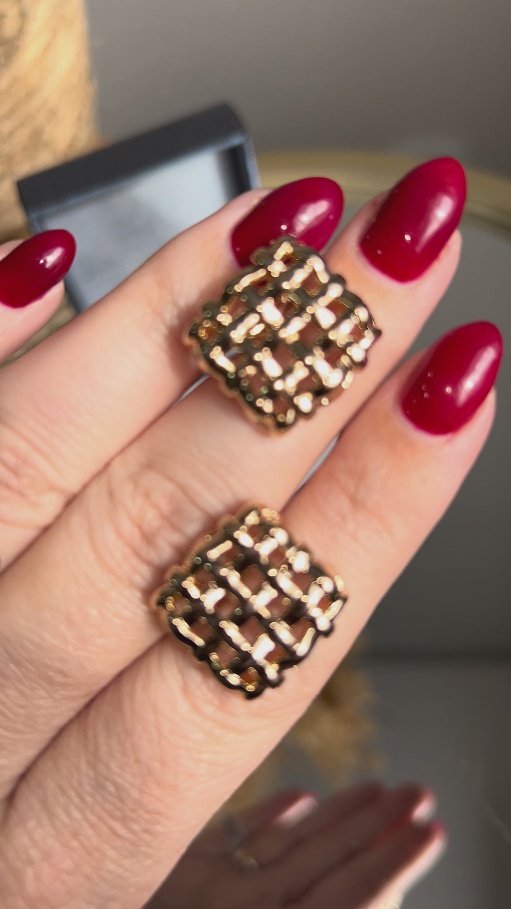 Conjunto Brinco e Anel Trama Dourado