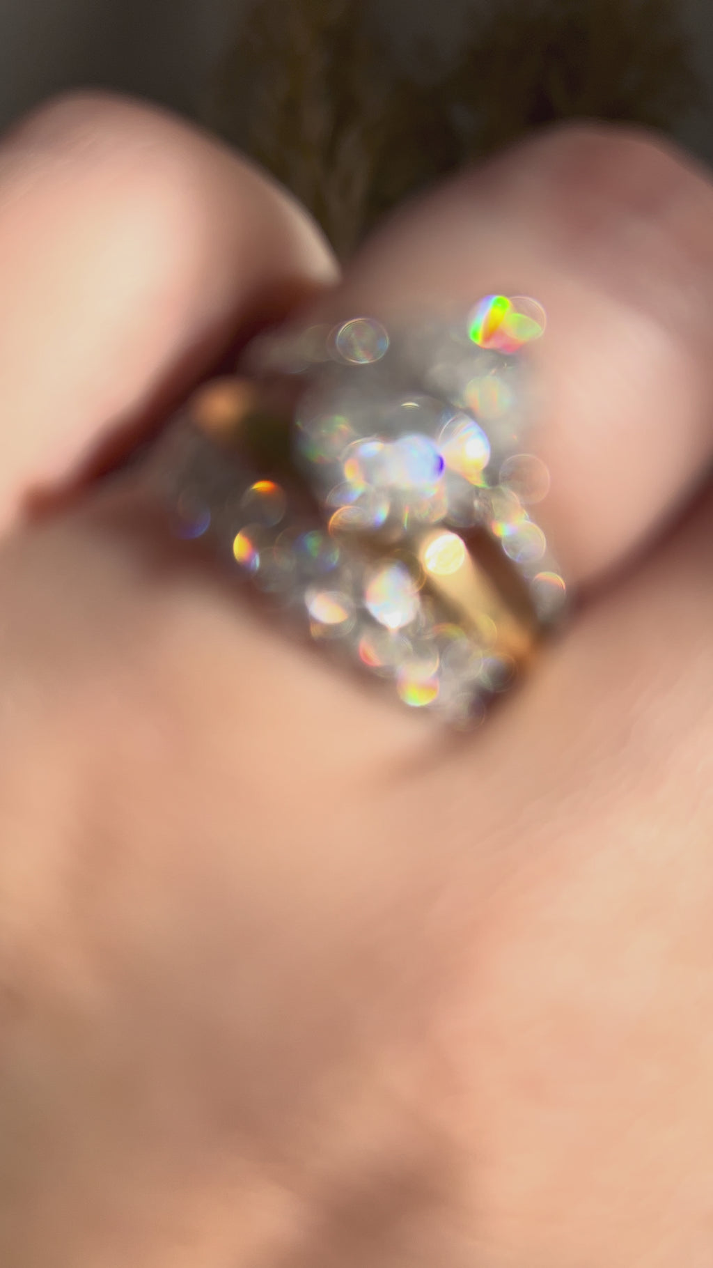Meia Aliança Oval Moissanite Ajustável