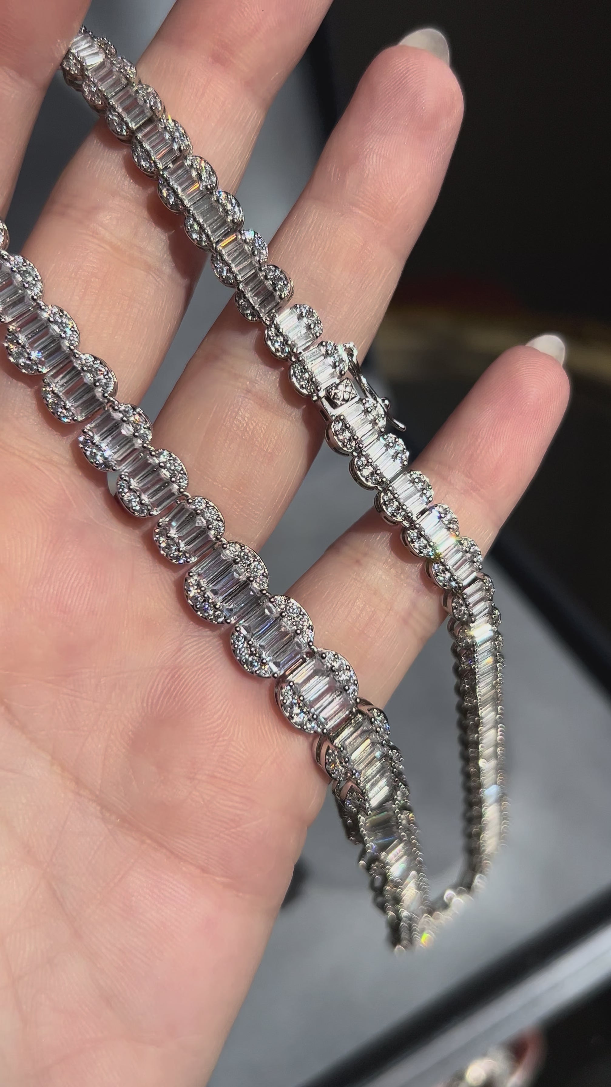 Conjunto Brinco e Colar Riviera Degradê Baguetada