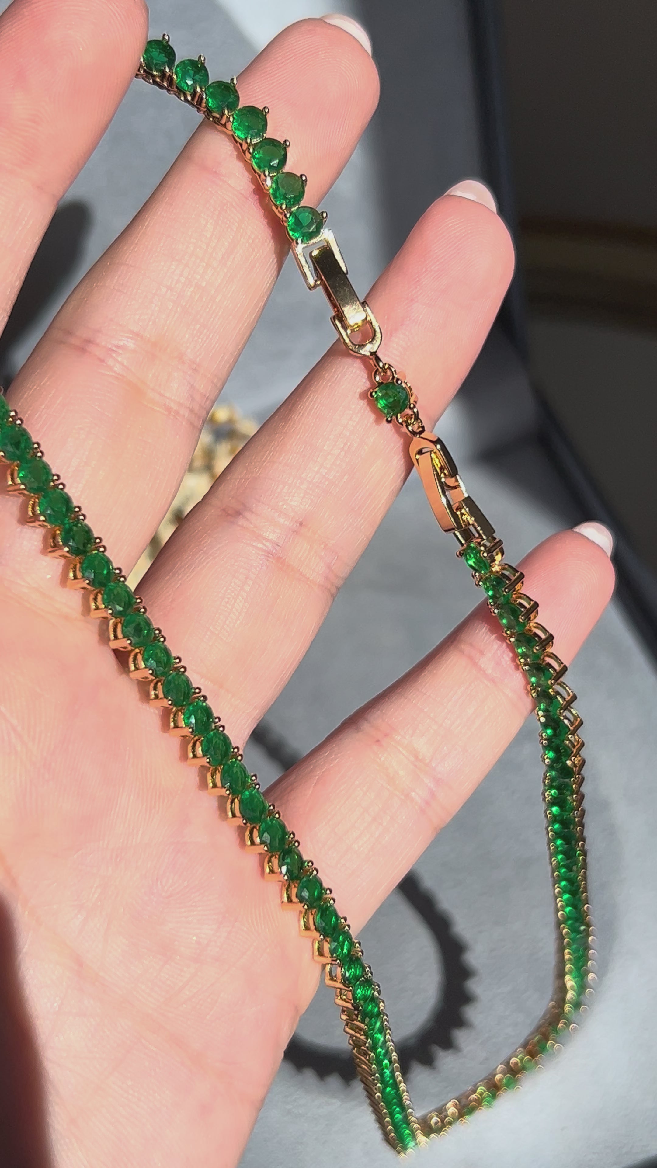 Colar Riviera 3 Garras 4mm Verde Esmeralda
