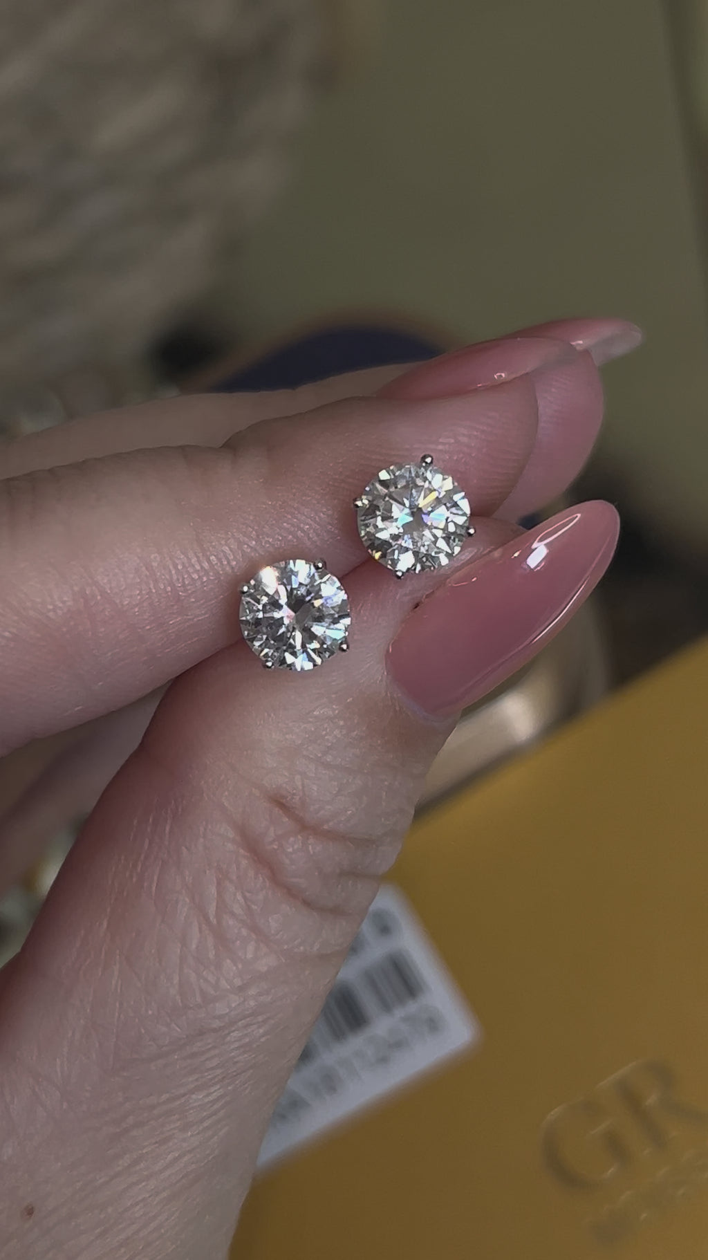 Brinco Solitário Moissanite 7mm 1,2ct