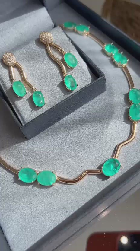 Conjunto Brinco e Colar Pedras Ovais Turmalina