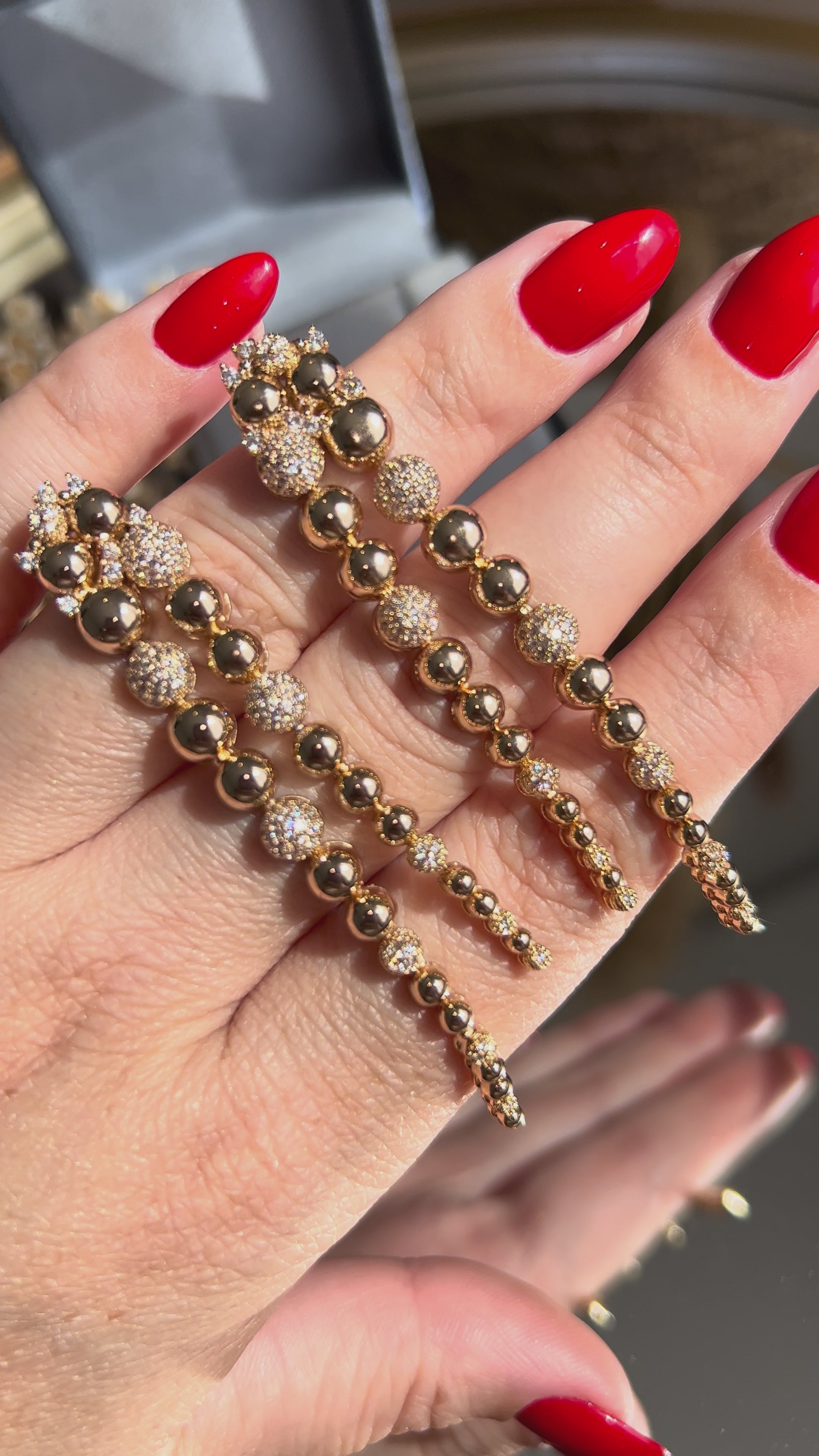 Brinco Esferas Duas Linhas