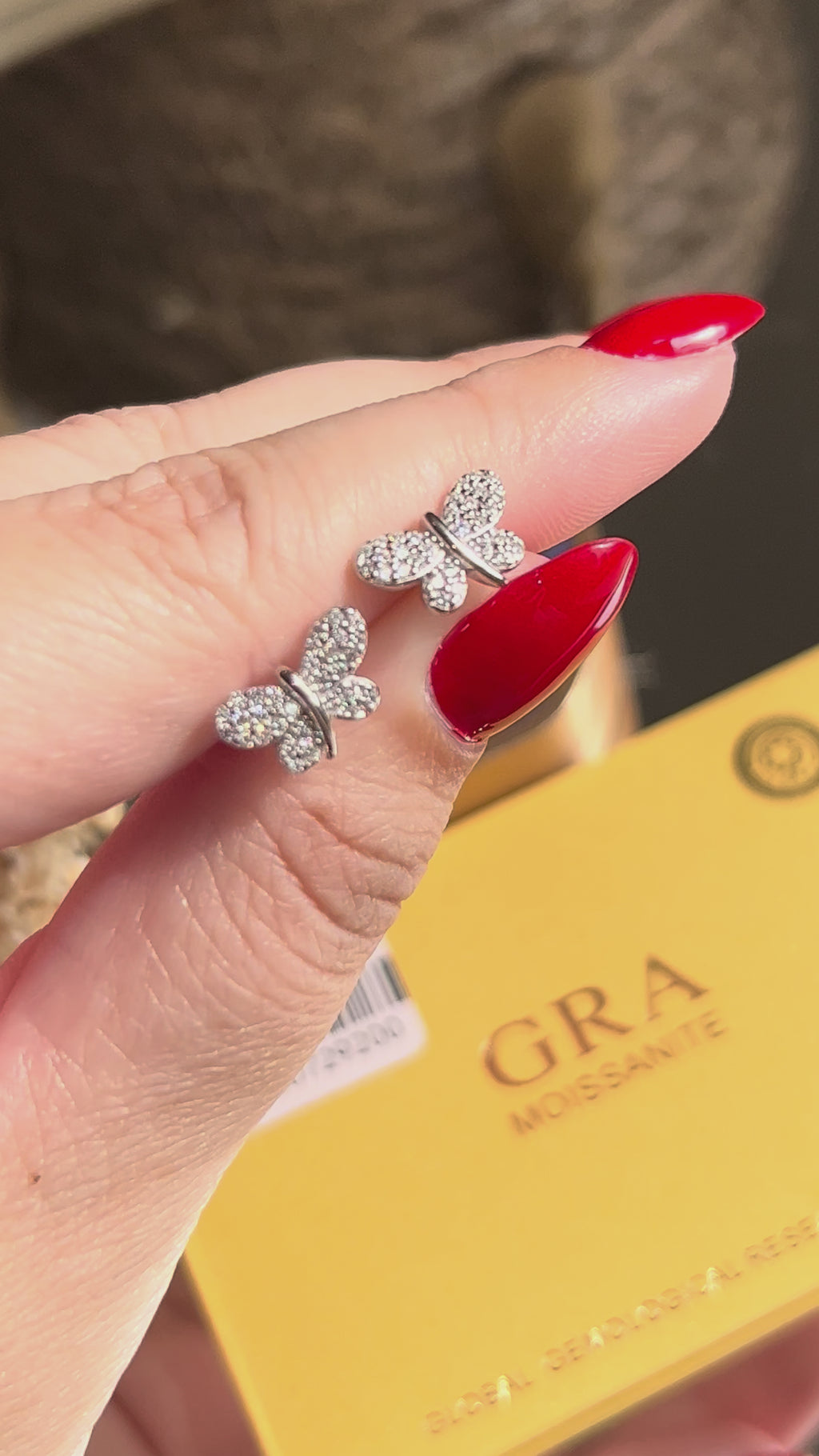 Brinco Libélula Moissanite 0,38ct