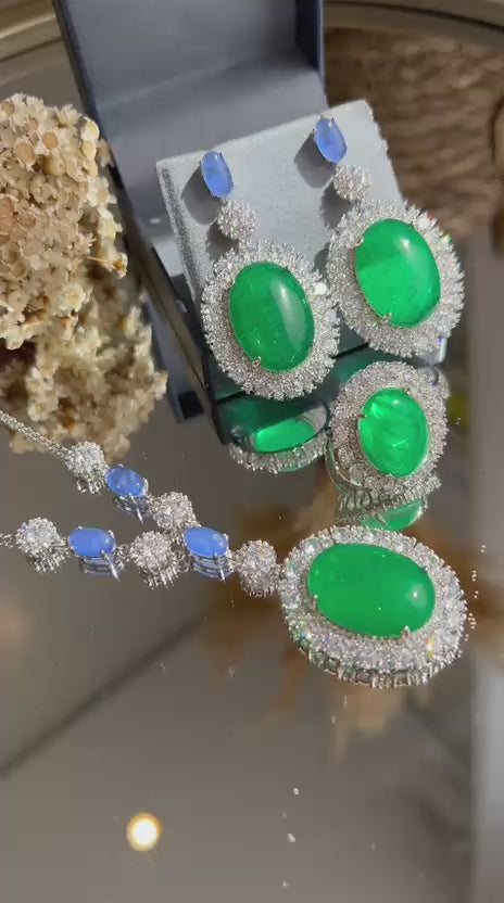 Conjunto Brinco, Colar e Anel Esmeralda com detalhes Tanzanita