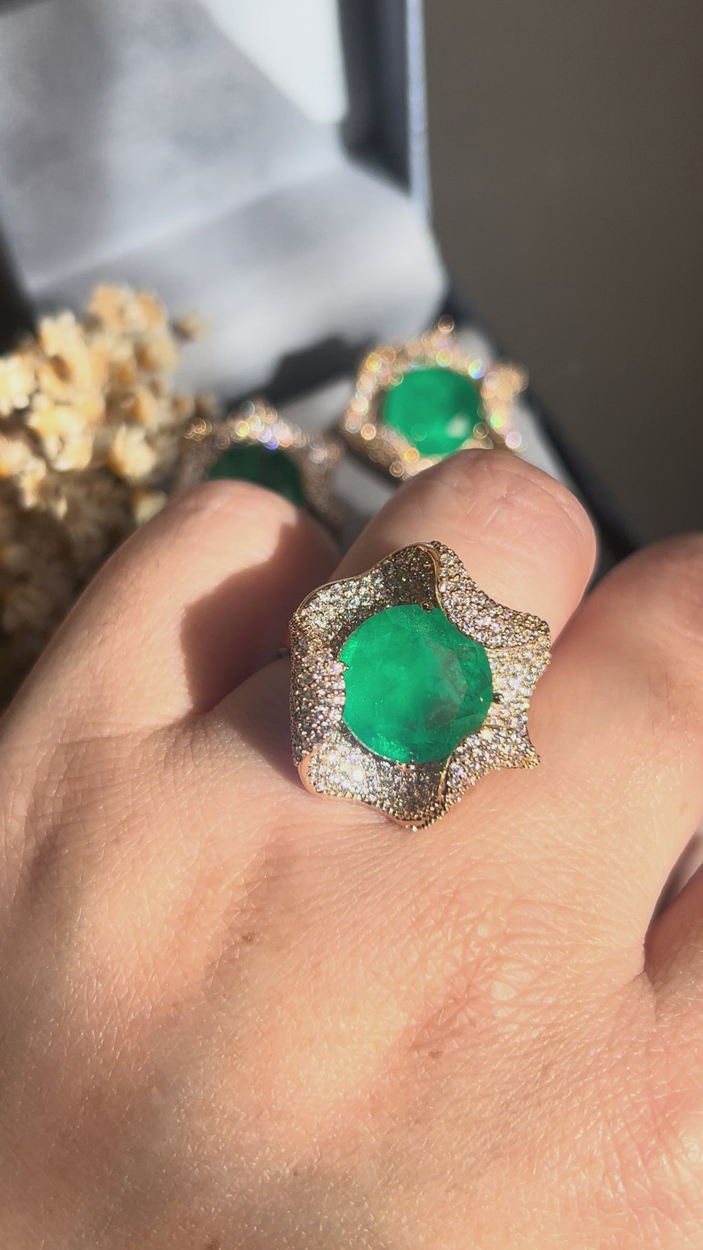 Conjunto Brinco e Anel Gioh Verde Esmeralda