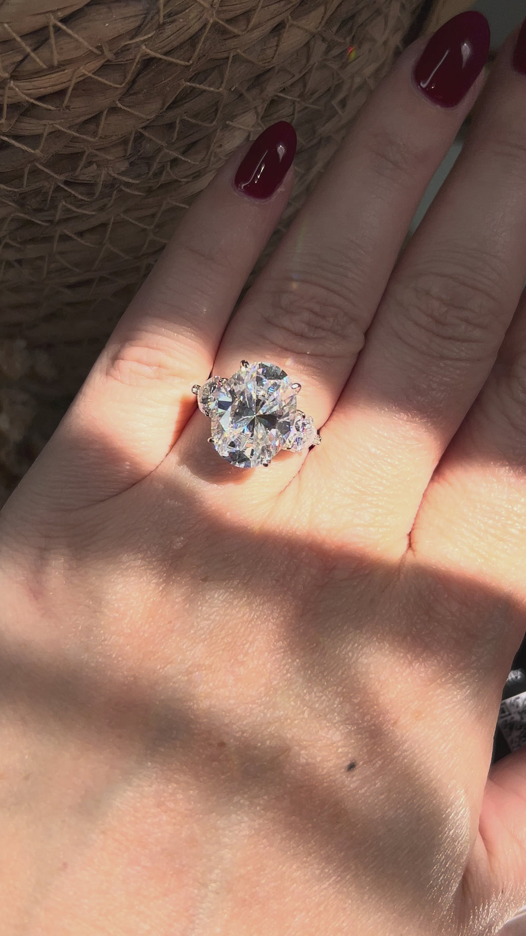 Anel Solitário Oval 12x16 Moissanite