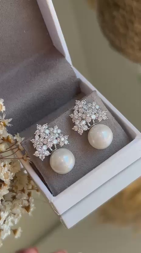 Brinco Micro Flores e Pérola