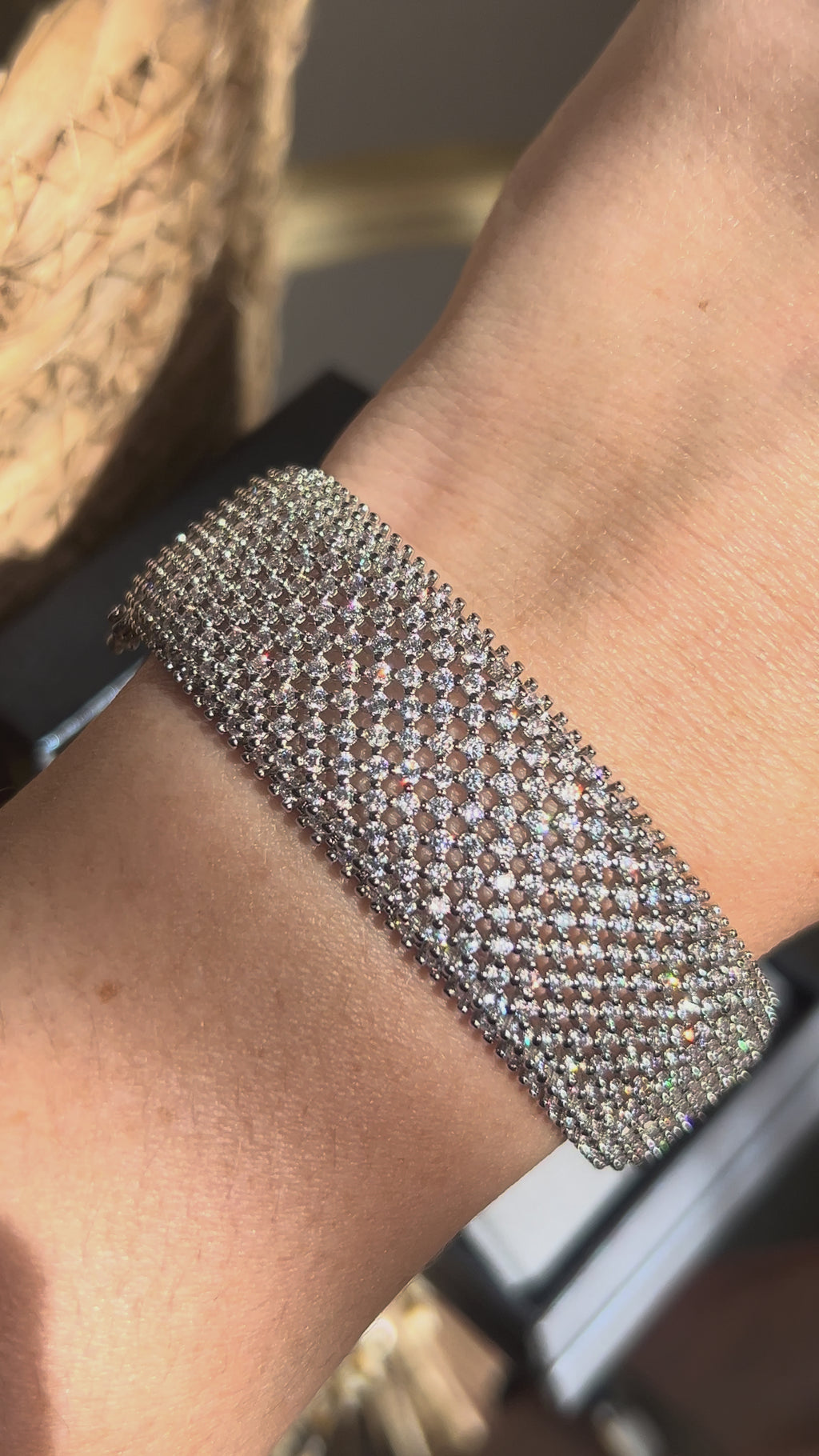 Bracelete Cravejado Luxo