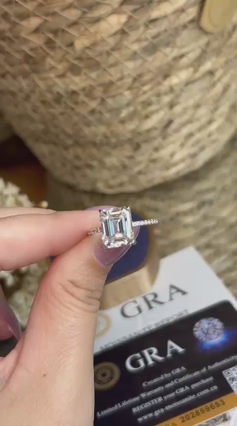 Anel Solitário Emerald Cut 9x11 5,0ct Moissanite