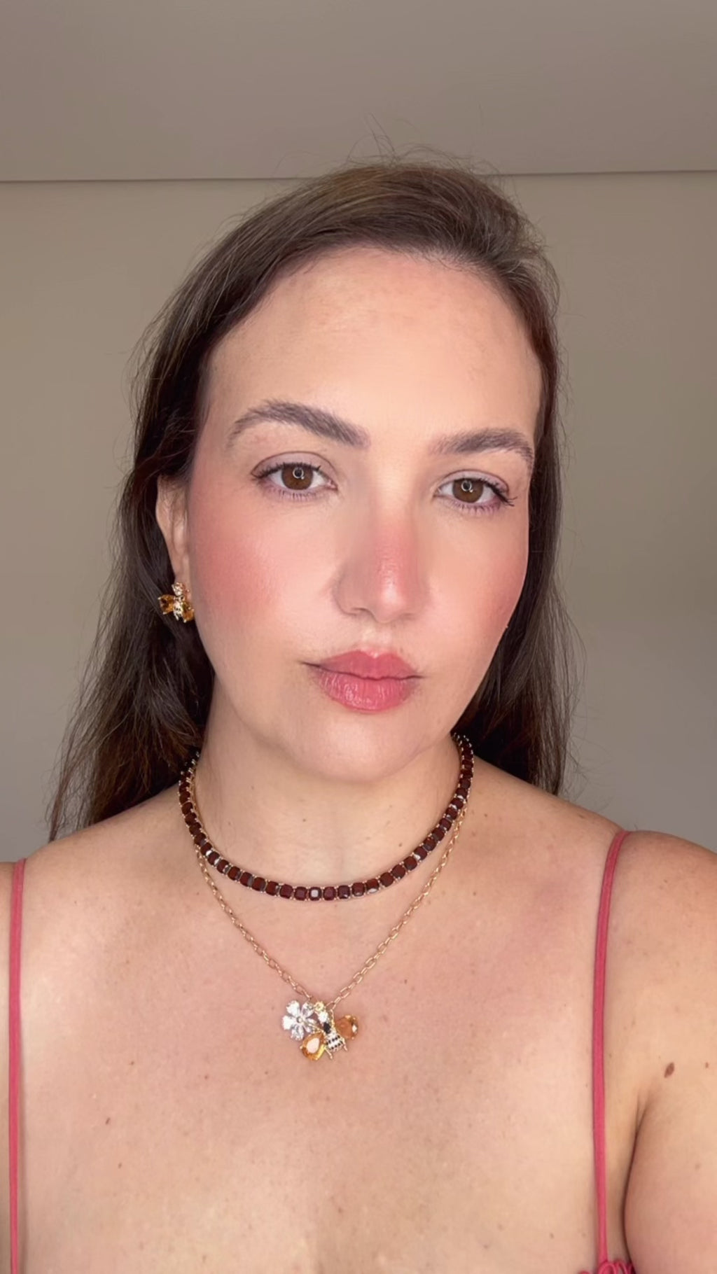 Conjunto Brinco e Colar Abelha