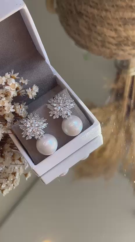 Brinco Flor Baguetes e Pérola