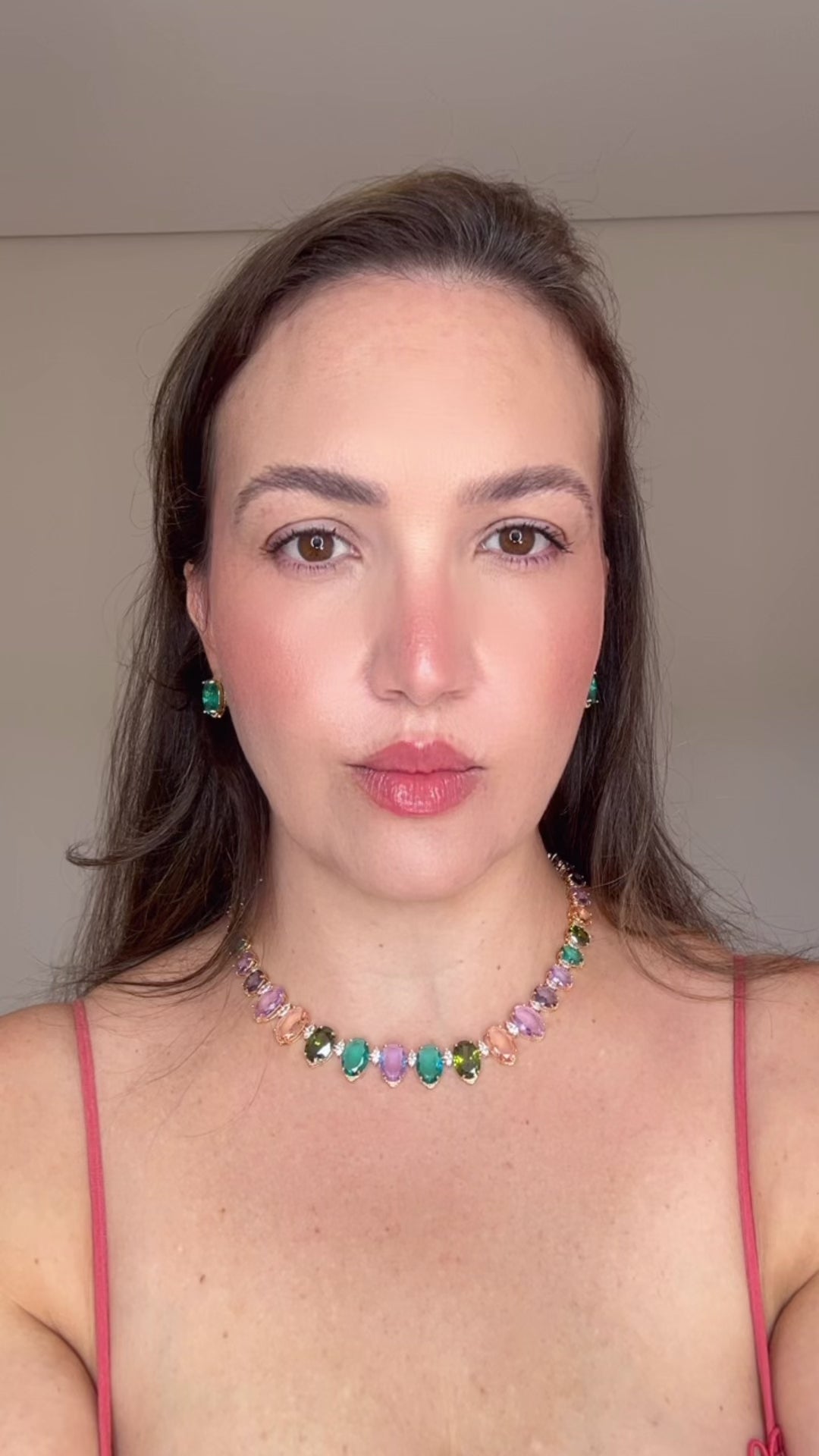 Conjunto Brinco e Colar Pedras Ovais Coloridas