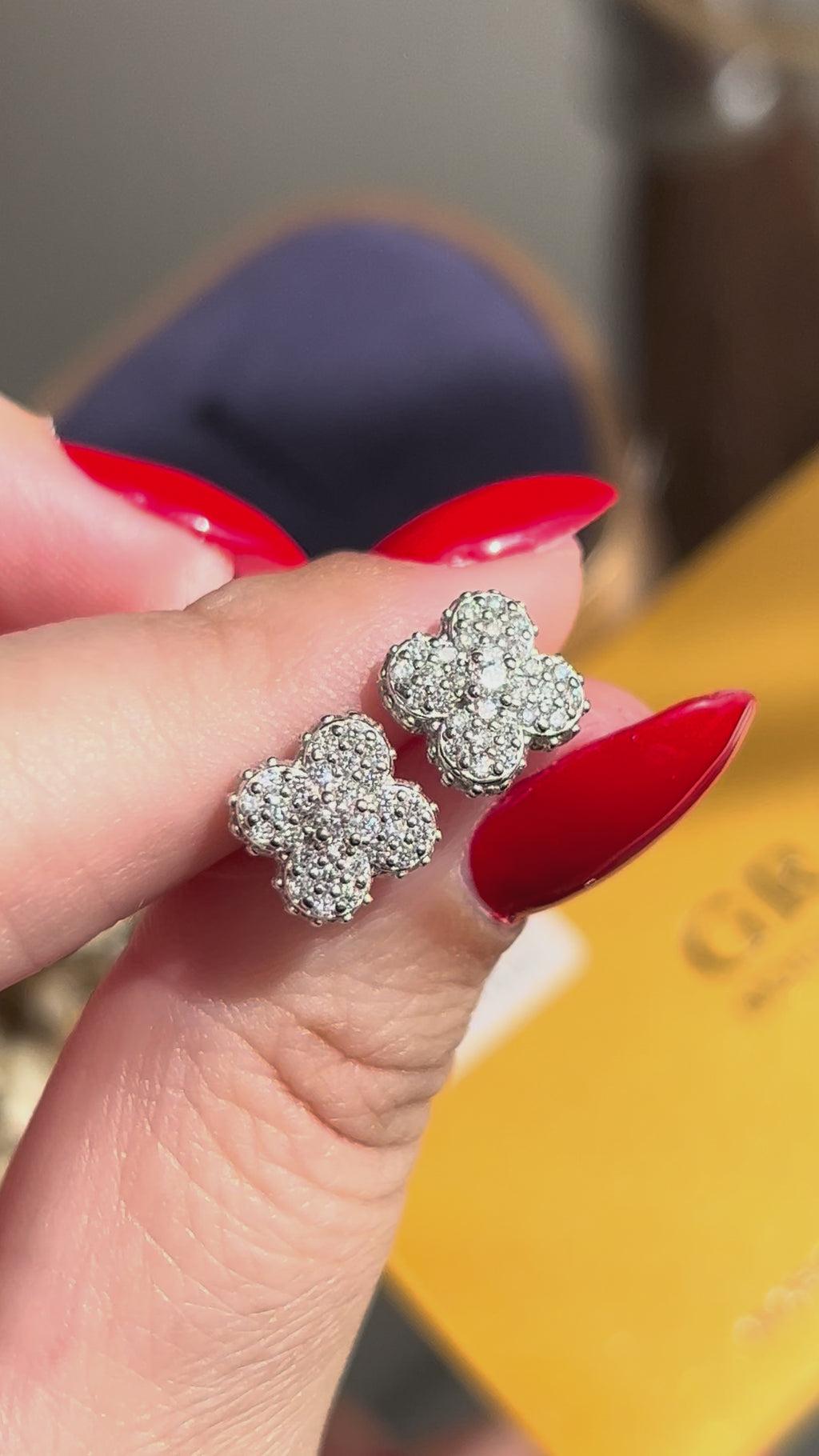 Brinco Trevo Moissanite 0,88CT