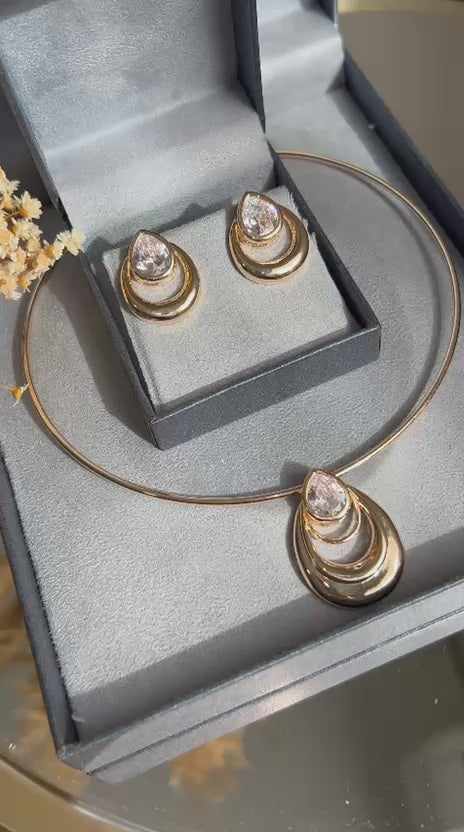 Conjunto Brinco e Colar Aro Gota Dourado