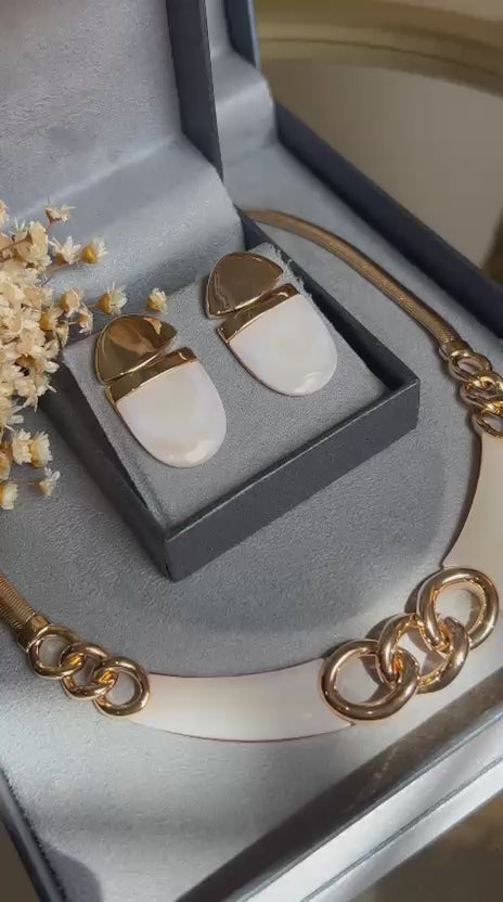 Conjunto Brinco e Colar Elos MadrePérola
