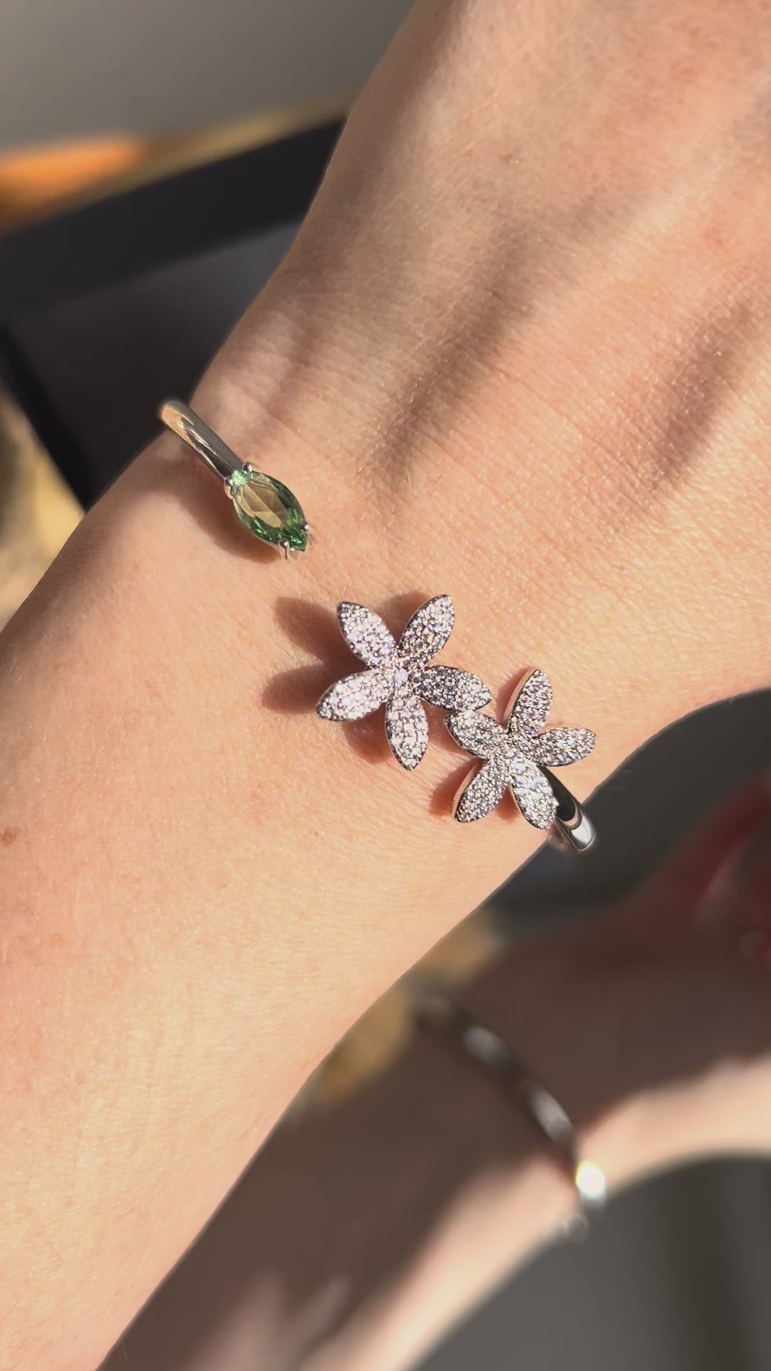 Bracelete Multi Flores Cristal Verde
