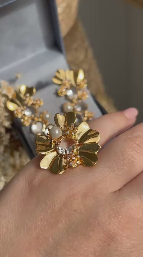 Conjunto Brinco e Anel Flora Pérola