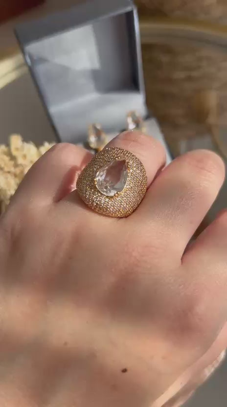 Anel Abaulado Cravejado Dourado